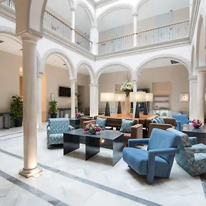 4* Hotel Petit Palace Marques Santa Ana